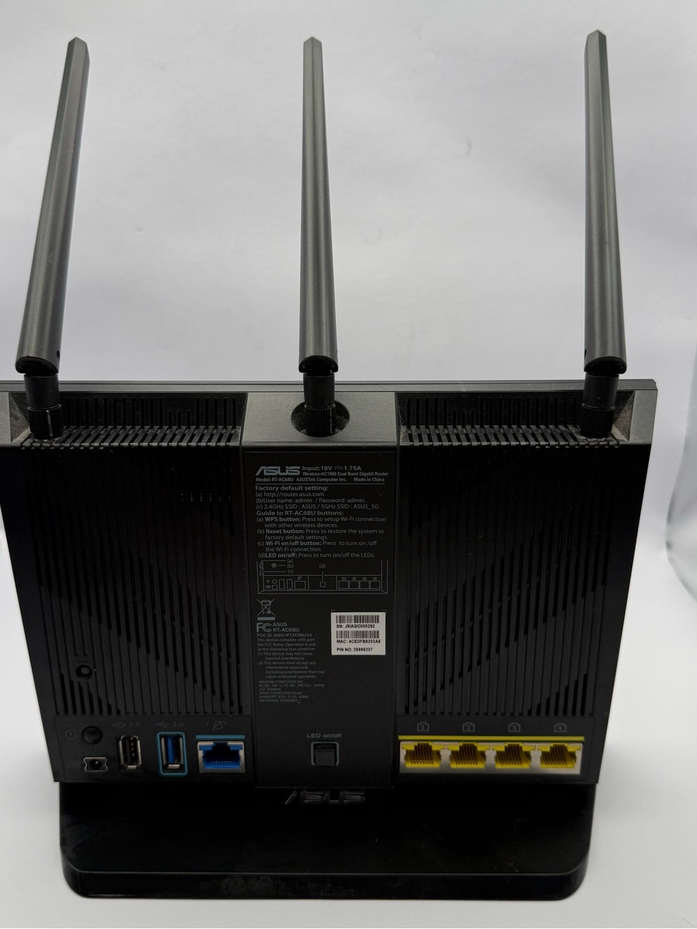 Tested ASUS AC1900 WiFi Gaming Router (RT-AC68U) - Dual Band  *Cables Included* - Picture 5 of 10